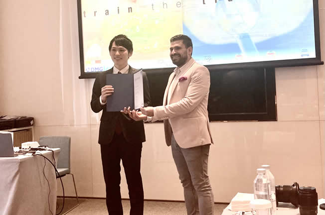 ホワイトスポット治療国内第一人者歯科医師